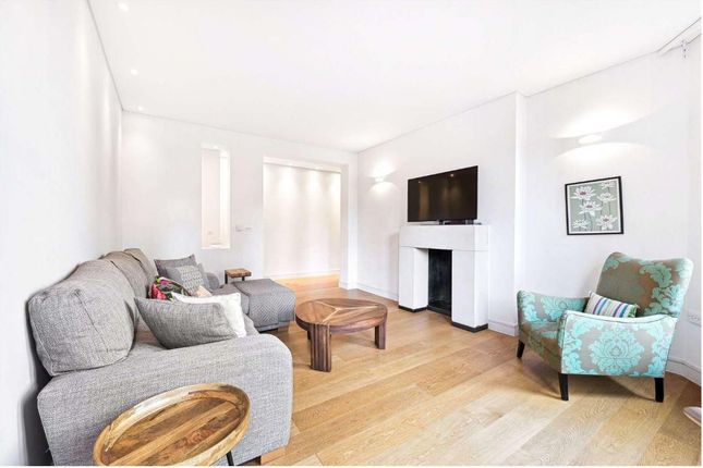 Flat to rent in Ashburnham Mansions, Chelsea, London