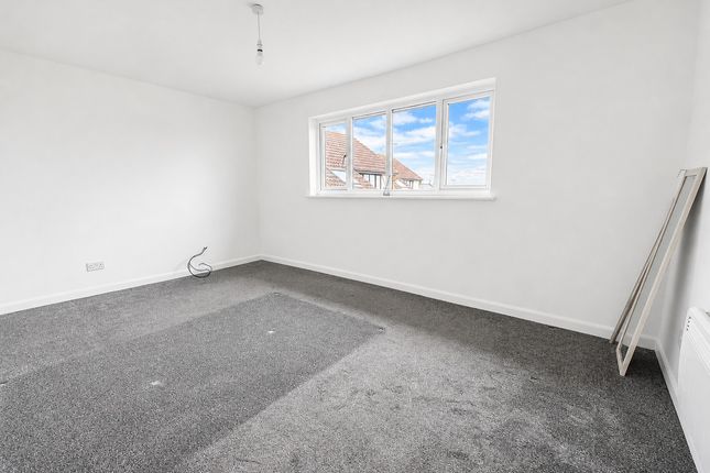 Flat 21, 21, Hedingham Place, Rochford photo 5
