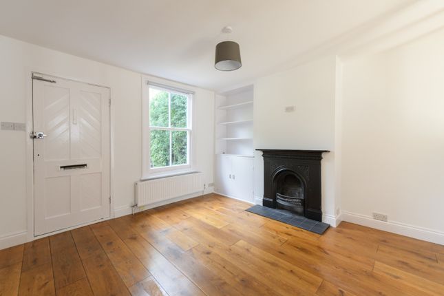 203 Manor Road, Chigwell, London photo 4