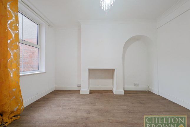 11, Alexandra Road, Northamptonshire photo 4