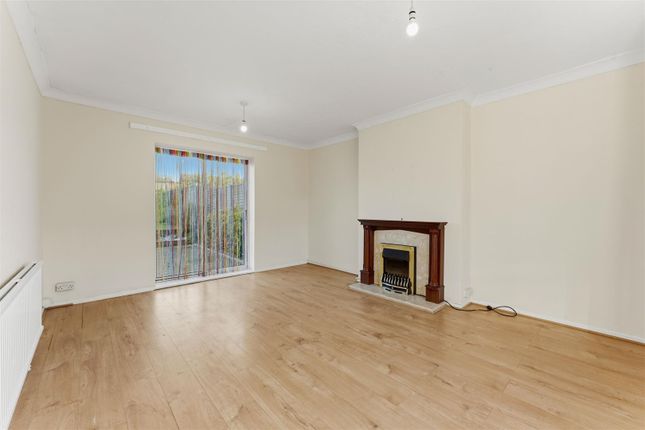 17, The Woodlands, Geddington photo 3