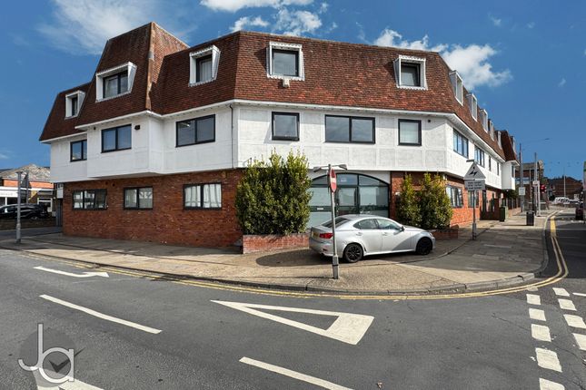 20250930_110030846_0.5