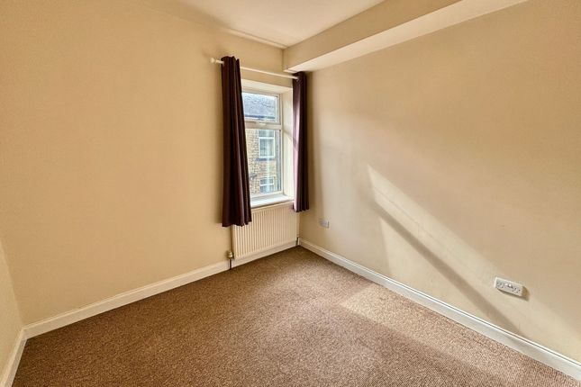 Terraced house to rent in Dean Street, Greetland