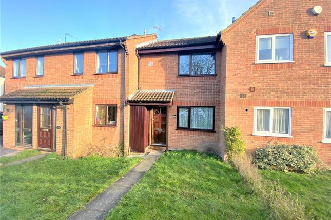 Thumbnail Terraced house to rent in Hornhill Road, Maple Cross, Rickmansworth