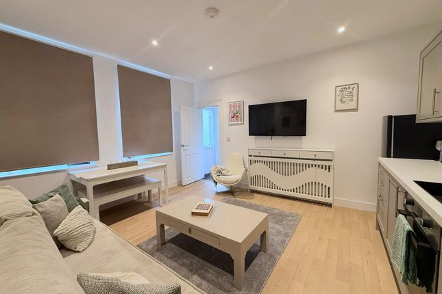 Flat 2, 10 Judges Drive, Liverpool, Liverpool photo 4