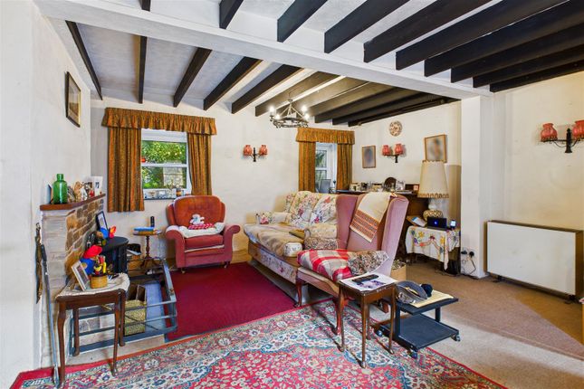 Trevellyan Cottage, 9, Nanhayes Row, St Newlyn East photo 2