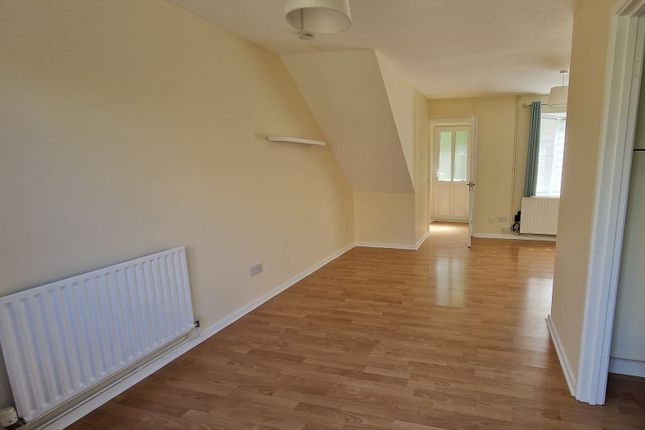 14, Jorose Way, Peterborough photo 2
