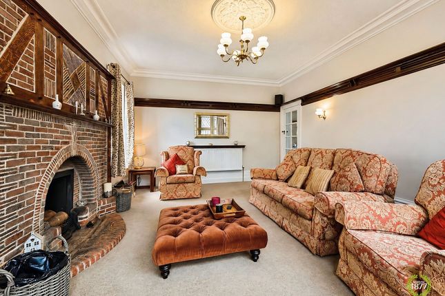 283 Burnley Road, Accrington photo 3