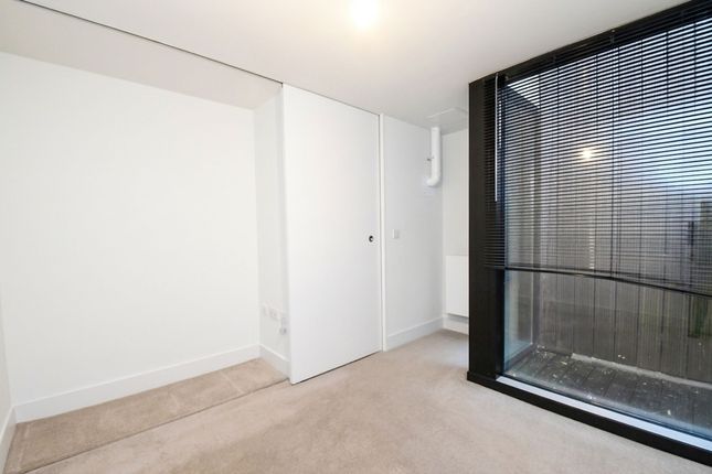 28 Laburnum Street, Salford photo 4