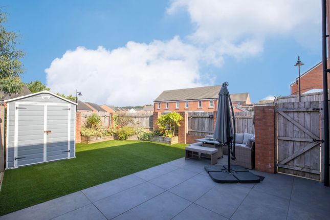 9 Clos Coed Gellyg, Bridgend photo 4