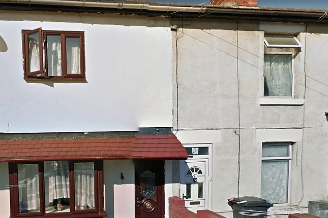 2 bed terraced house to rent in Suffolk Street, Swindon