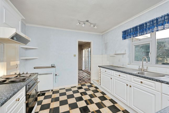 5, Couhe Close, Swaffham photo 3