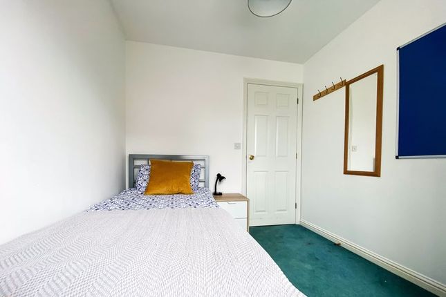 Thumbnail Room to rent in The Runnel, Norwich