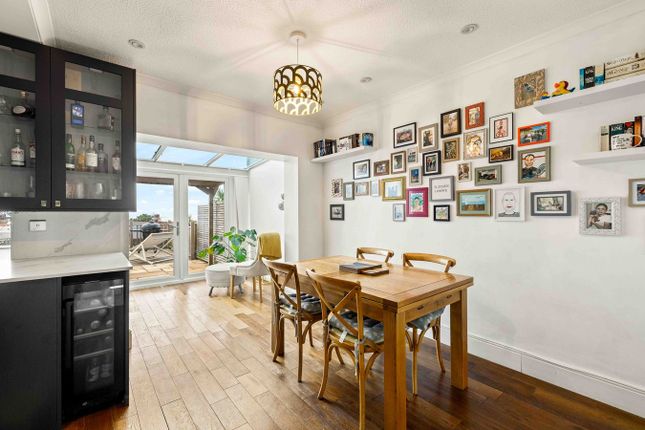 14 Helena Villas, Hospital Hill, Hythe photo 3