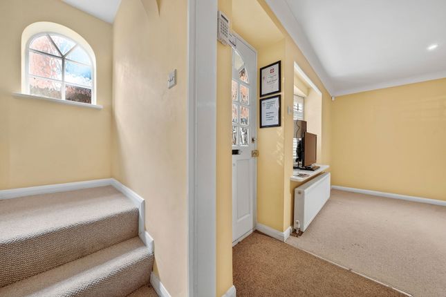 Broadway Cottage, High Street, Ripley photo 4