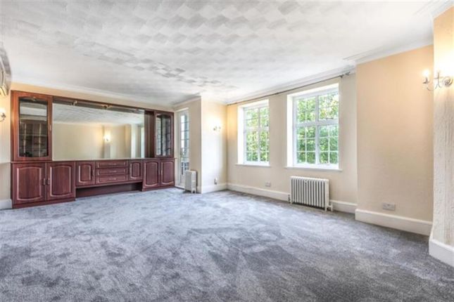 Thumbnail Flat to rent in West Heath Court, North End Road, Golders Green