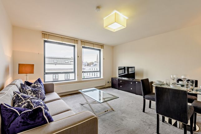 8447057-Interior1...