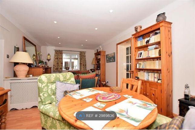 Chestnut Cottage, Pier Approach Road, Gillingham photo 3