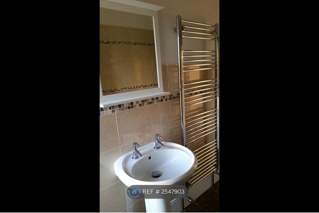 Flat D, Spencer Road, Ryde photo 5