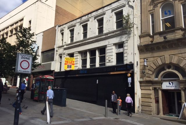 Retail premises to let in 4/6 Darley Street, Bradford