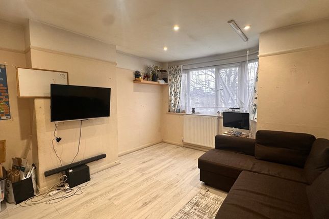 457a, Staines Road, Feltham photo 3