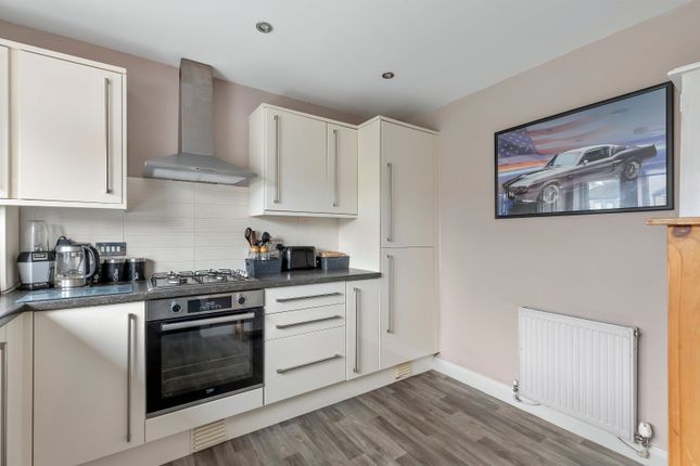 86, Otley Road, North Yorkshire photo 3