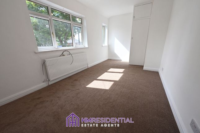 7 Lonnen Avenue, Fenham, Newcastle upon Tyne photo 4