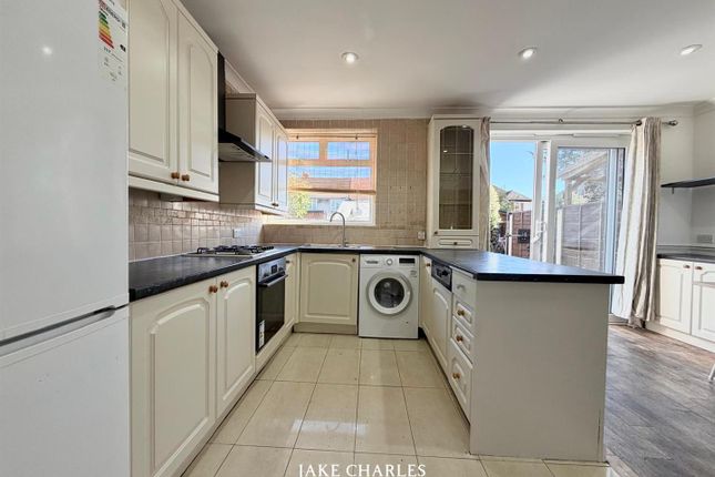 462, Davidson Road, Croydon photo 5