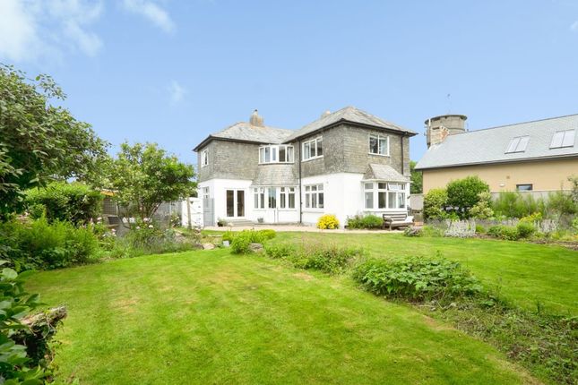 4-bed house on Seafields, Dola Lane, Penzance, £300,000