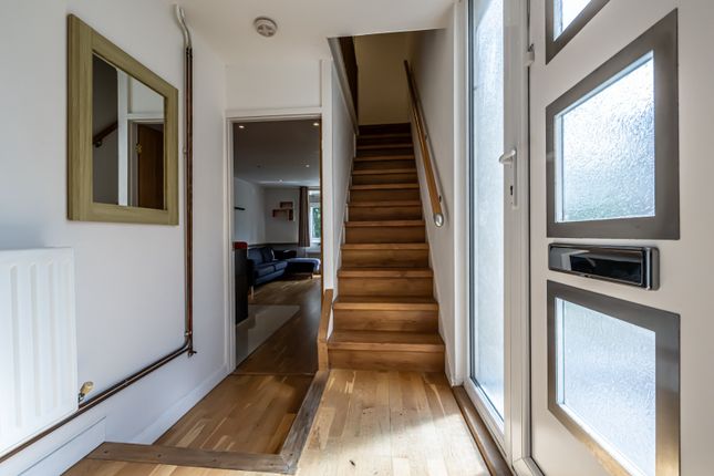 Flat for sale in Cedars Road, London