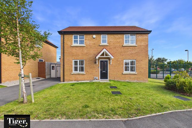 18, Whins Brow Court, Thornton-Cleveleys photo 2