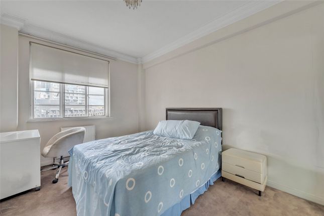 Flat 83,, Regency Lodge, London photo 3