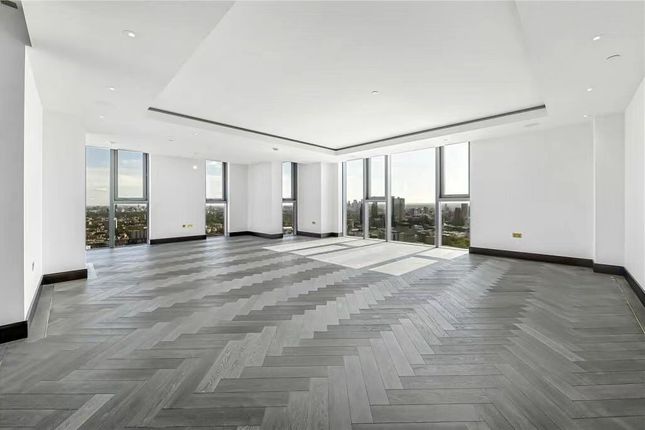 Apartment 212, Valencia Tower, London photo 3