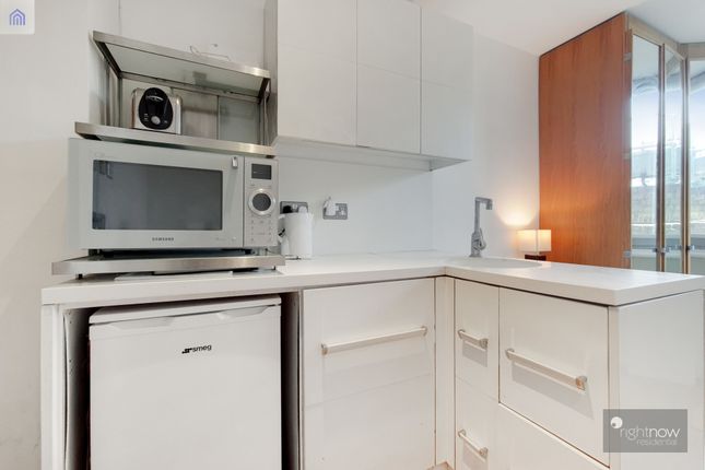 Maltings Place, Tower Bridge Road, SE1, London photo 3