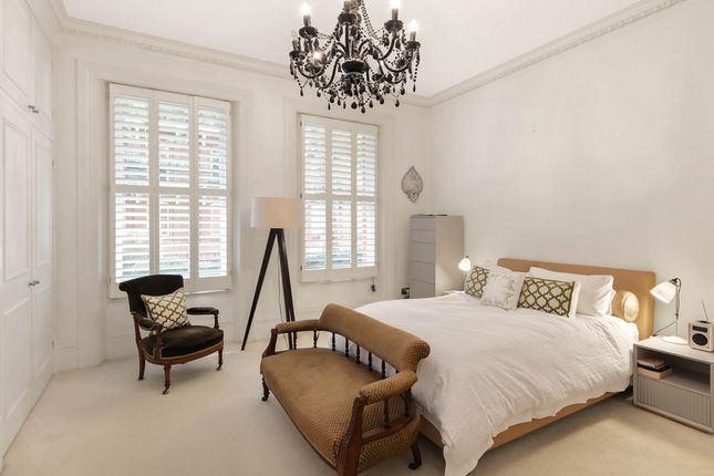 Flat Flat 30, Wetherby Mansions, Earl's Court Square, London photo 2