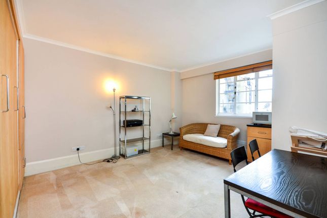 Studio for sale in Sloane Avenue, Chelsea, London