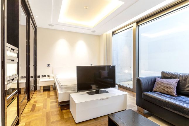 Studio to rent in Ebury Square, London