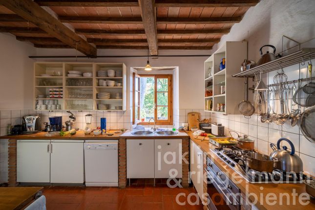 Country house for sale in Italy, Tuscany, Arezzo, Pieve Santo Stefano