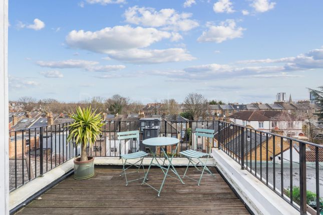 Thumbnail Flat for sale in Hornsey Road, Islington