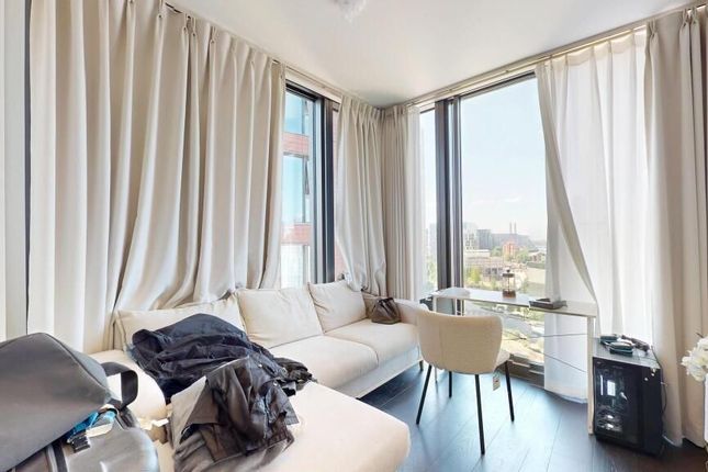 Flat 1108, London photo 3