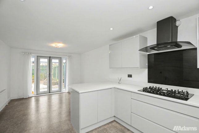 20, Cunliffe Close, Runcorn photo 2