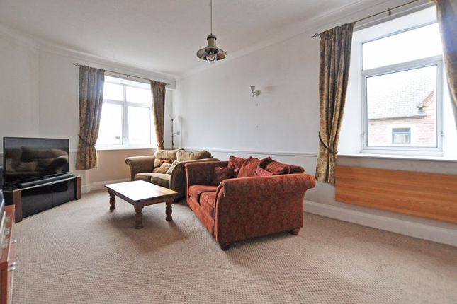 Flat for sale in Spacious Apartment, Caerau Crescent, Newport