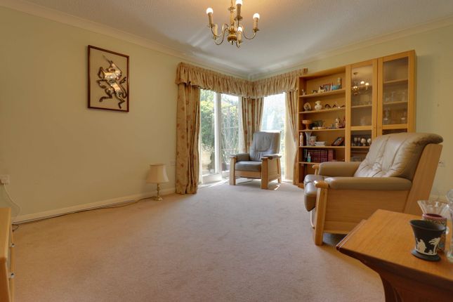 7, Orchard Lea, High Wych Road, Sawbridgeworth photo 3