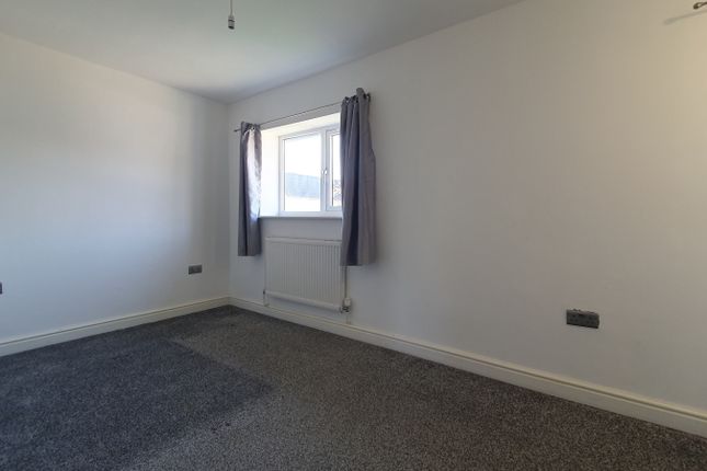 22b Trebanog Crescent, Rumney, Cardiff photo 2