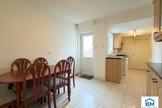 8, Blundell Road, Leicester photo 4