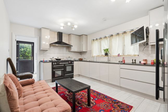 Portland Heights,1, Batchworth Lane, Northwood photo 4