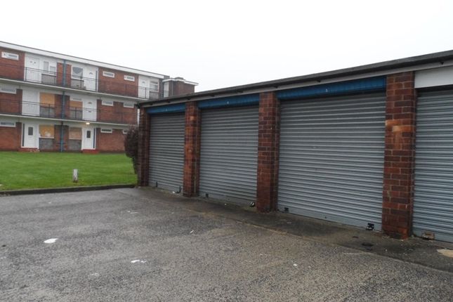 Parking/garage to rent in Stakeford, Choppington