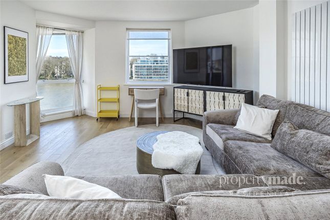 1-bed flat on Riverside Court, London, £3,500/mo