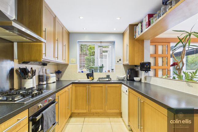 63A, Pinewood Drive, Scarborough photo 3