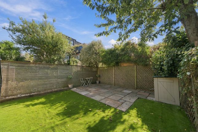Flat 2, 69, Weston Park, London photo 4